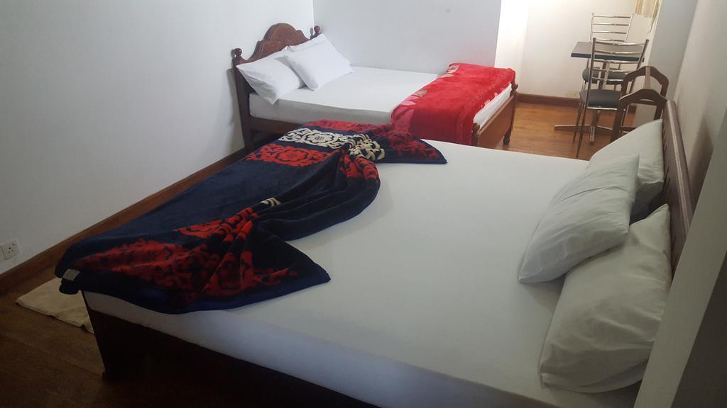 Eranga Guest Hotel Nuwara Eliya Bagian luar foto